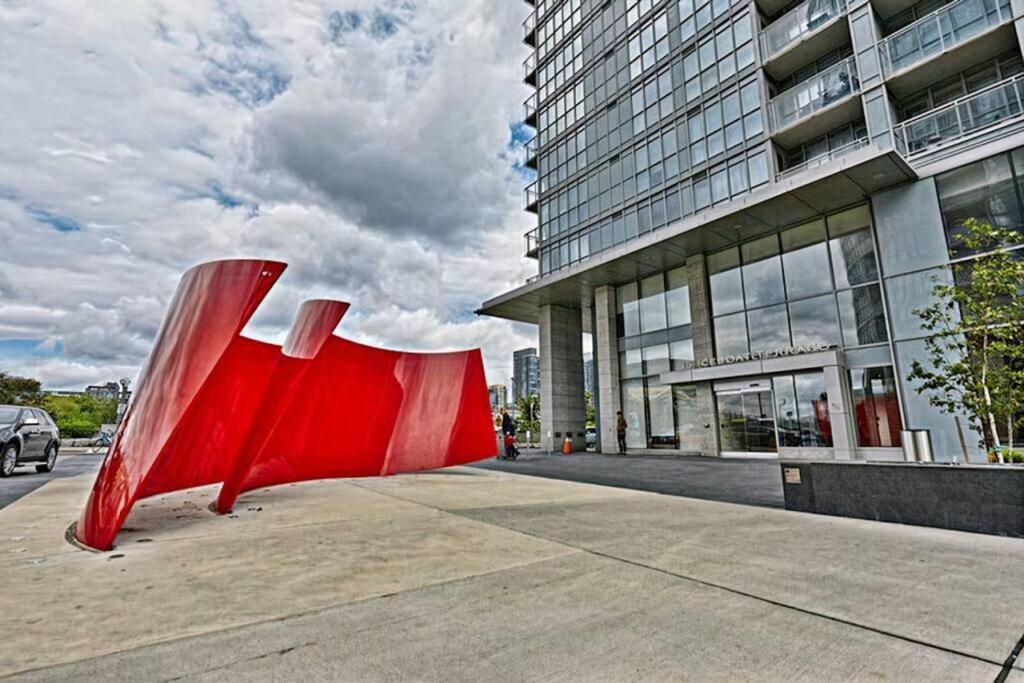Luxury Downtown Lakeview & City View Condo Toronto Esterno foto